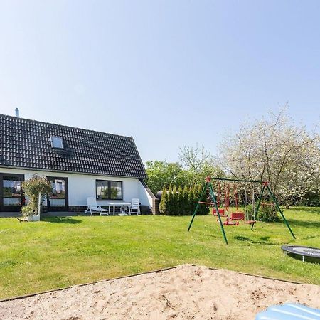 Ruegenherz Fischerhuette Parchtitz Exterior photo